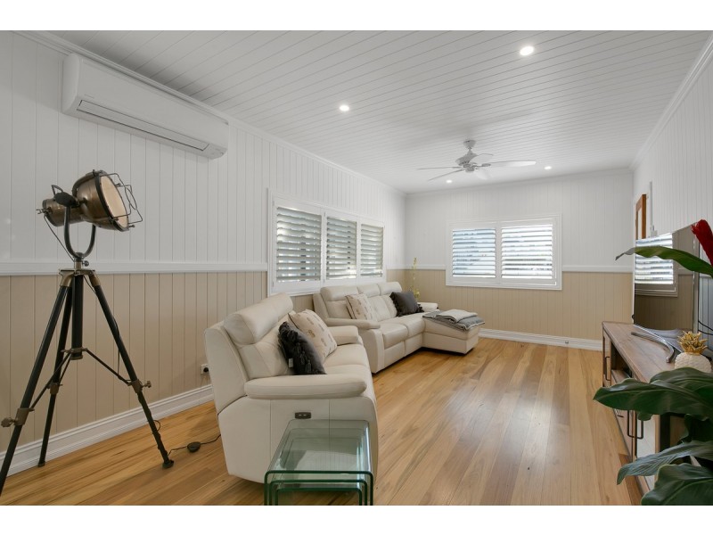 76 Lockerbie Street, Kangaroo Point QLD 4169