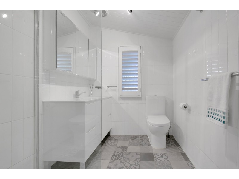 76 Lockerbie Street, Kangaroo Point QLD 4169