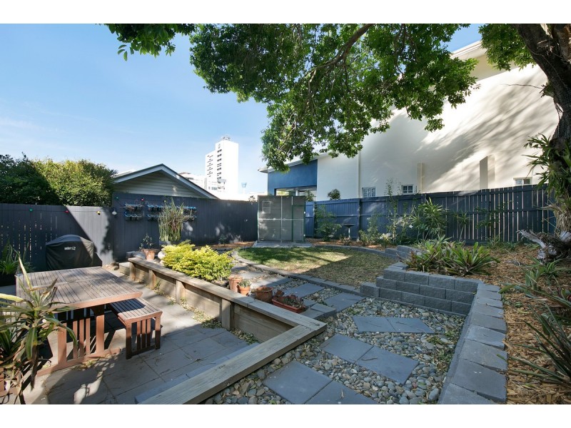 76 Lockerbie Street, Kangaroo Point QLD 4169