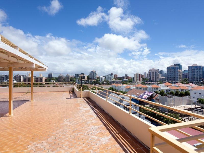 8/179 Moray Street, New Farm QLD 4005