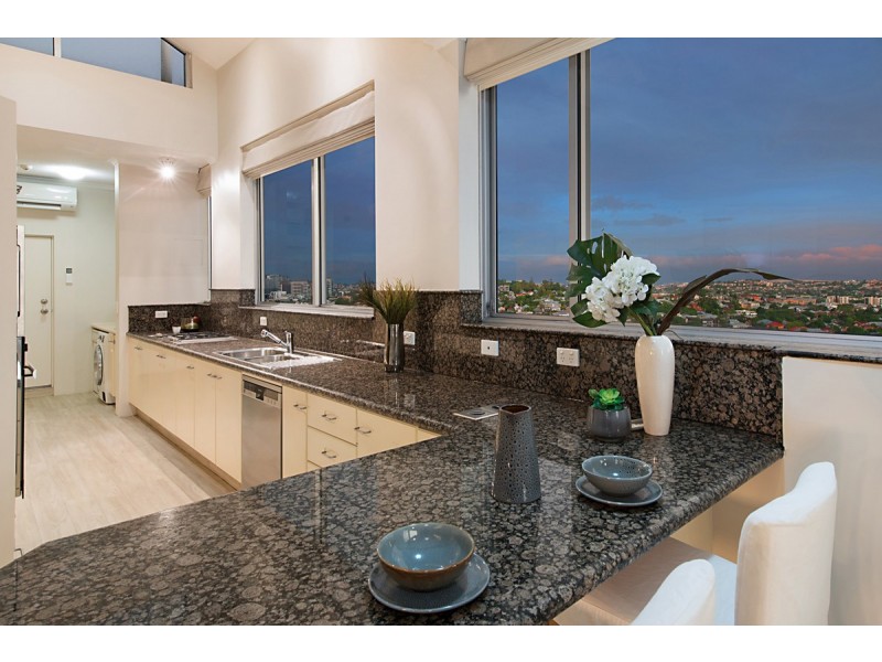 17/16 Moray Street, New Farm QLD 4005