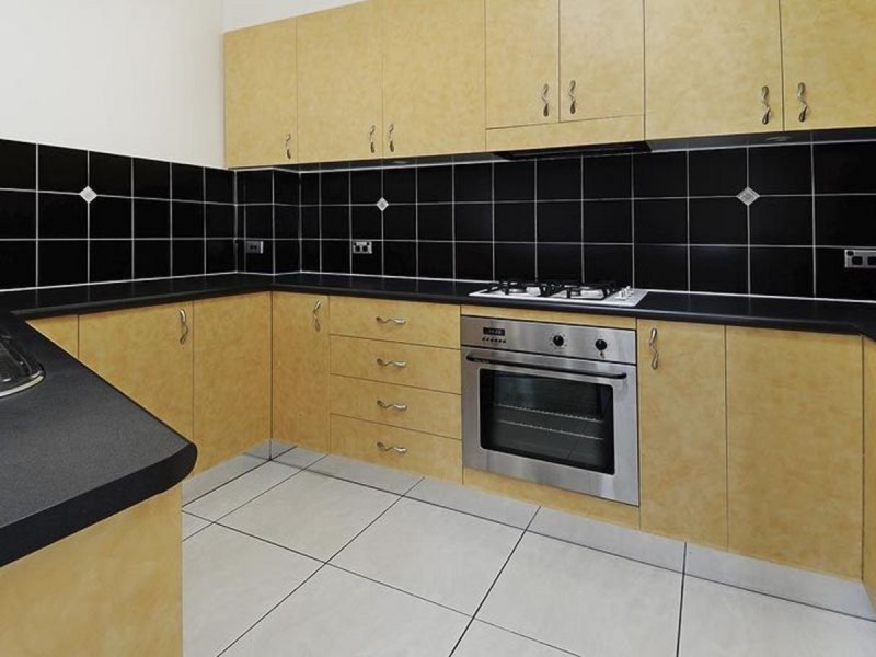 8/9 Newstead Avenue, Newstead QLD 4006