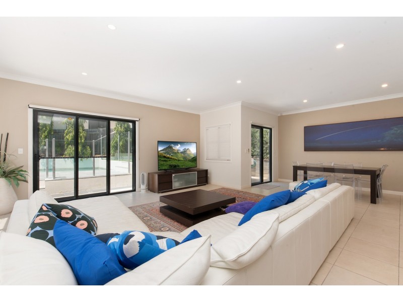 71 Baileys Road, Ashgrove QLD 4060