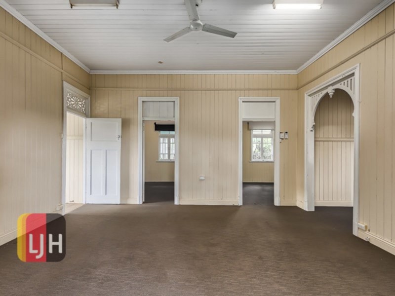 10 Scott Road, Herston QLD 4006
