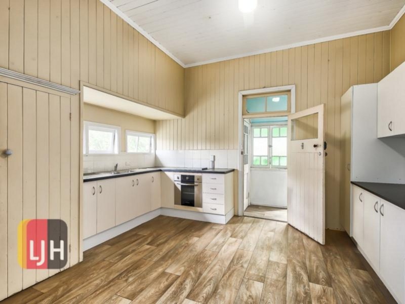 10 Scott Road, Herston QLD 4006