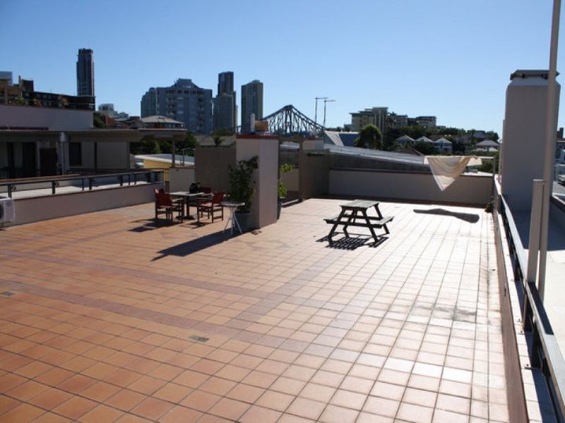 17/691 Brunswick Street, New Farm QLD 4005