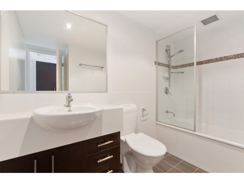 15/7 Helen Street, Teneriffe QLD 4005