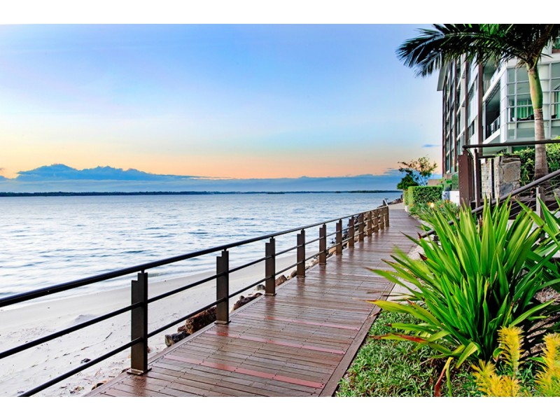 26104/2 Ephraim Island Parade, Paradise Point QLD 4216