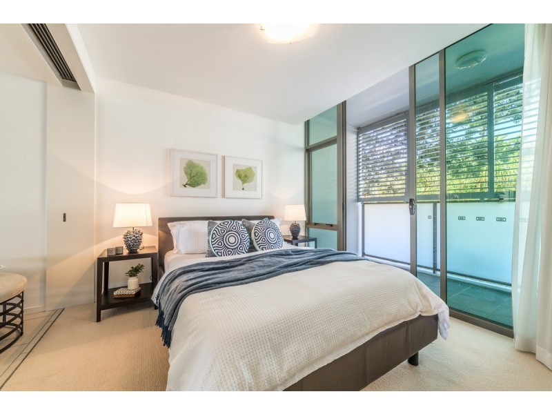 26104/2 Ephraim Island Parade, Paradise Point QLD 4216