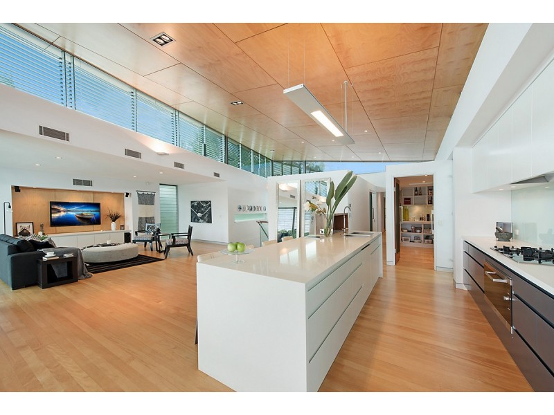 41 Brisbane Corso, Fairfield QLD 4103