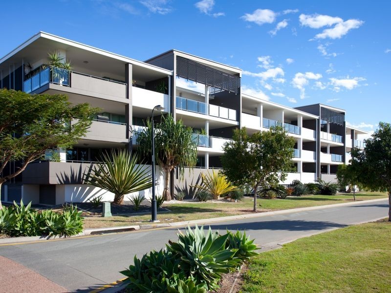 335/16 Waterline Crescent, Bulimba QLD 4171