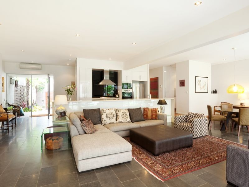 78 Doggett Street, Newstead QLD 4006