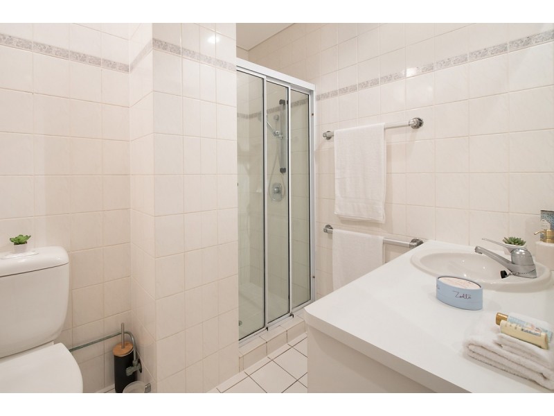 17/16 Moray Street, New Farm QLD 4005