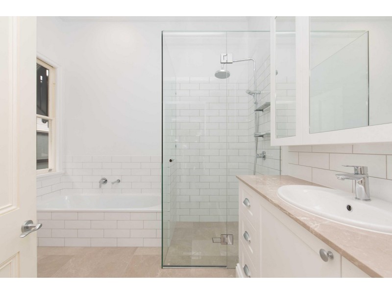 24 Gibbon Street, New Farm QLD 4005