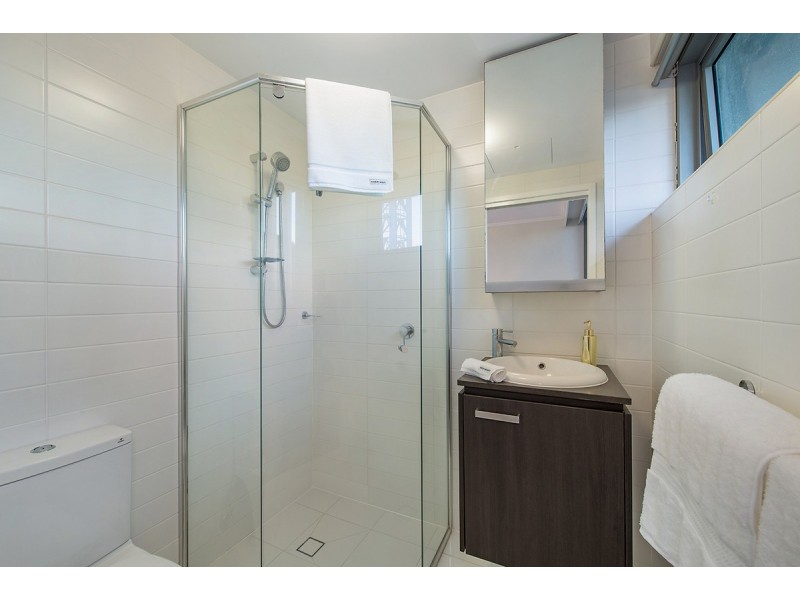 11/75 Barker Street, New Farm QLD 4005