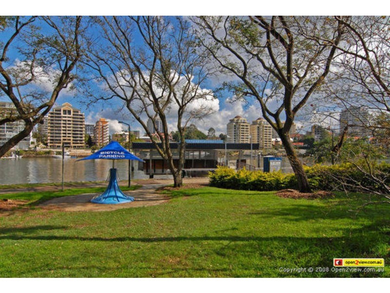 7B/172 Oxlade Drive, New Farm QLD 4005