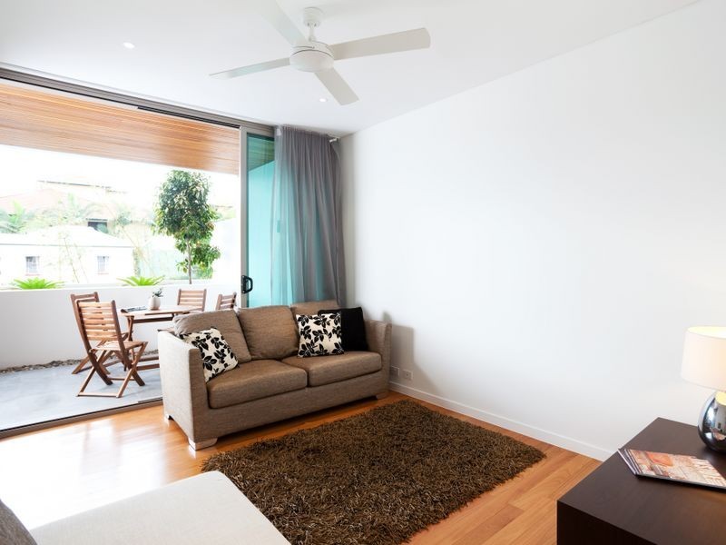 2/141 Sydney Street, New Farm QLD 4005