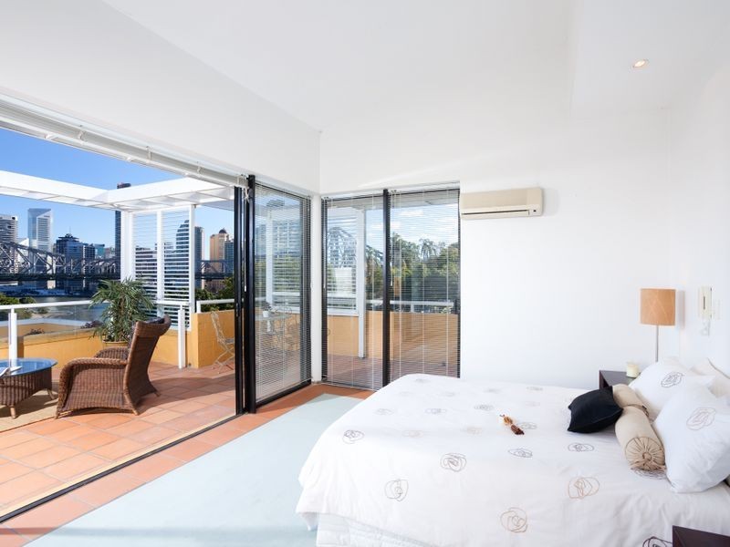 10/218 Bowen Terrace, New Farm QLD 4005