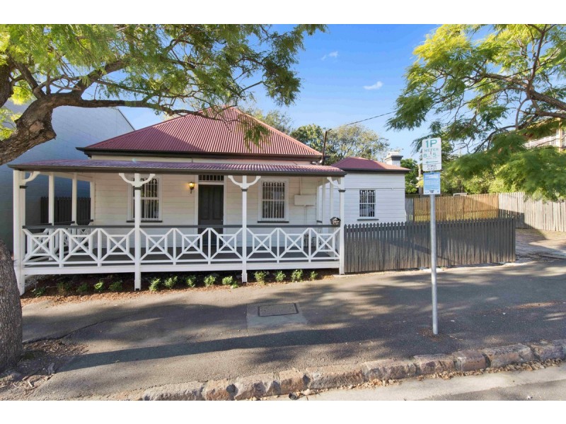 42 Chester Street, Teneriffe QLD 4005