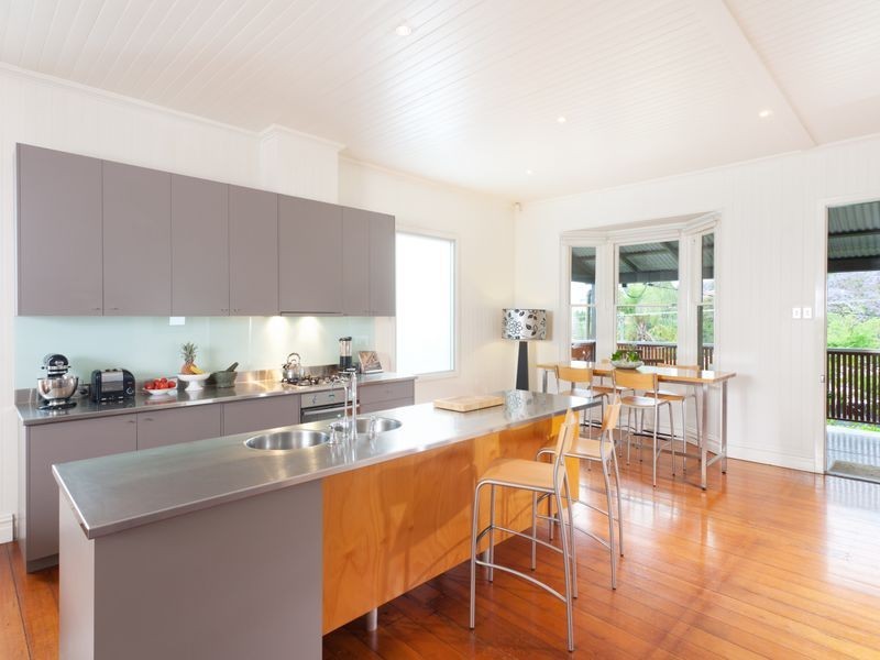 318 Harcourt Street, Newstead QLD 4006