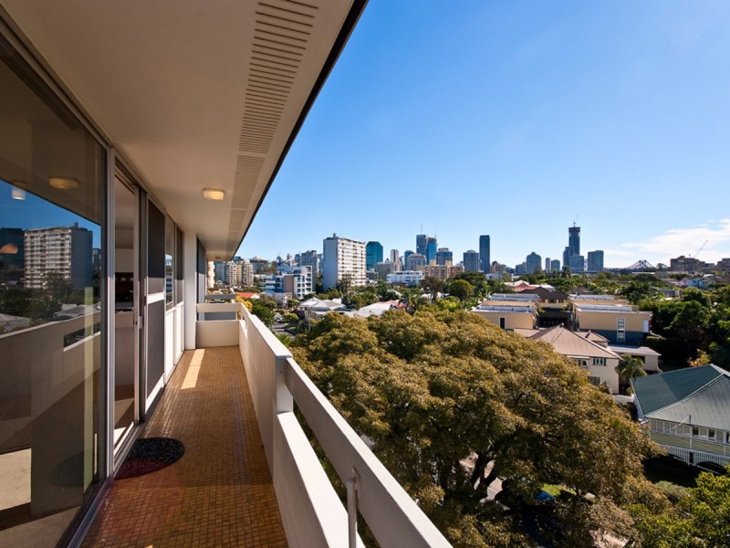 128 Oxlade Drive, New Farm QLD 4005