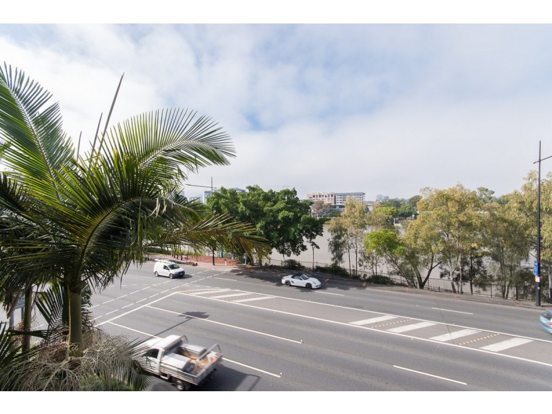 12/355 Coronation Drive, Auchenflower QLD 4066