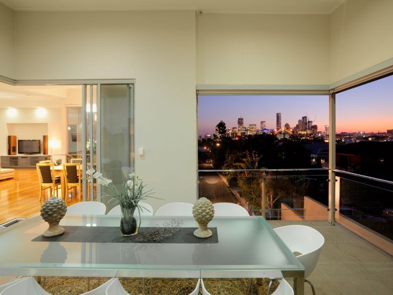 23 Dawson Lane, New Farm QLD 4005