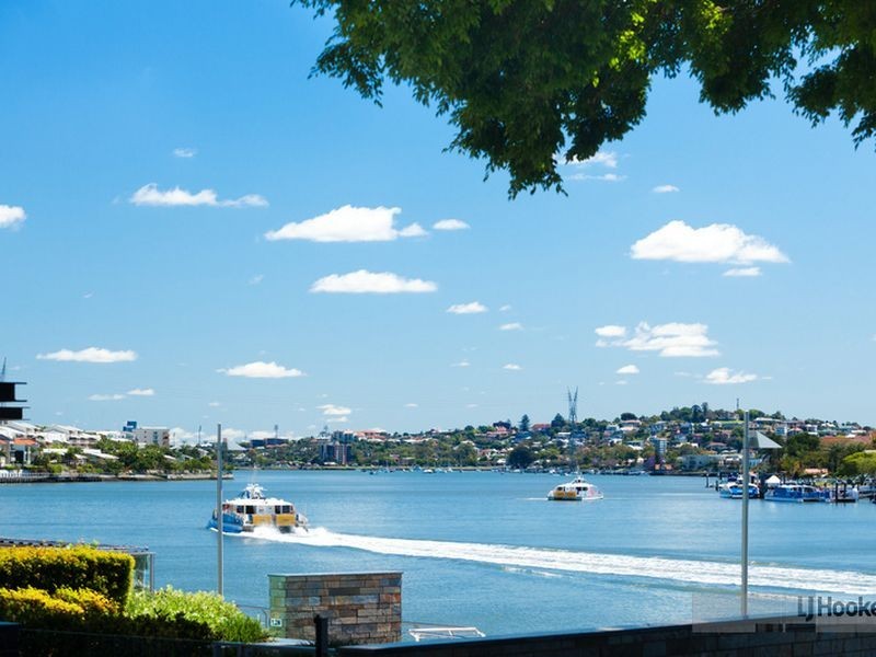 3132/30 Hollins Crescent, New Farm QLD 4005