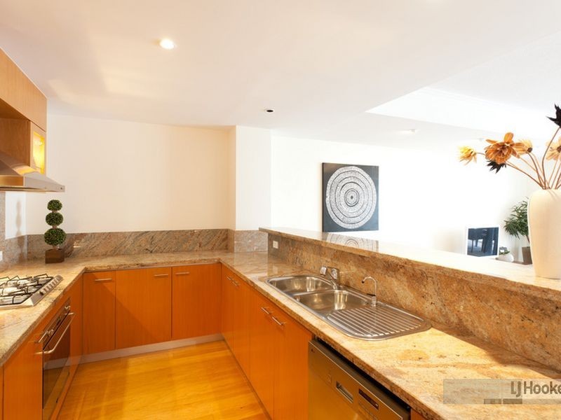 72/6 Merthyr Road, New Farm QLD 4005