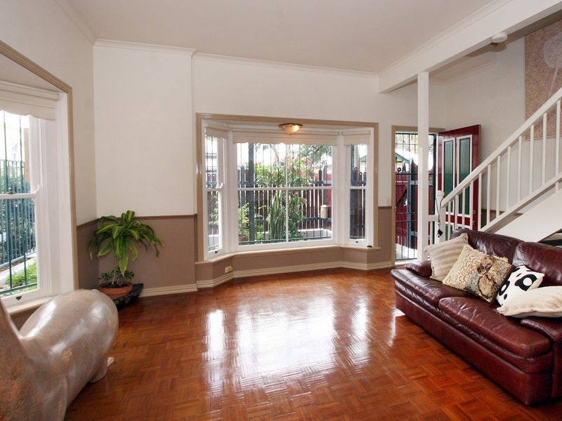 18 Parish Street, Spring Hill QLD 4000