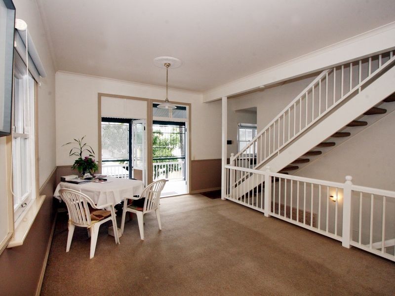 18 Parish Street, Spring Hill QLD 4000