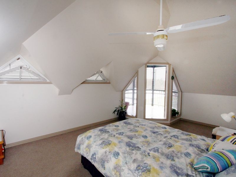 18 Parish Street, Spring Hill QLD 4000