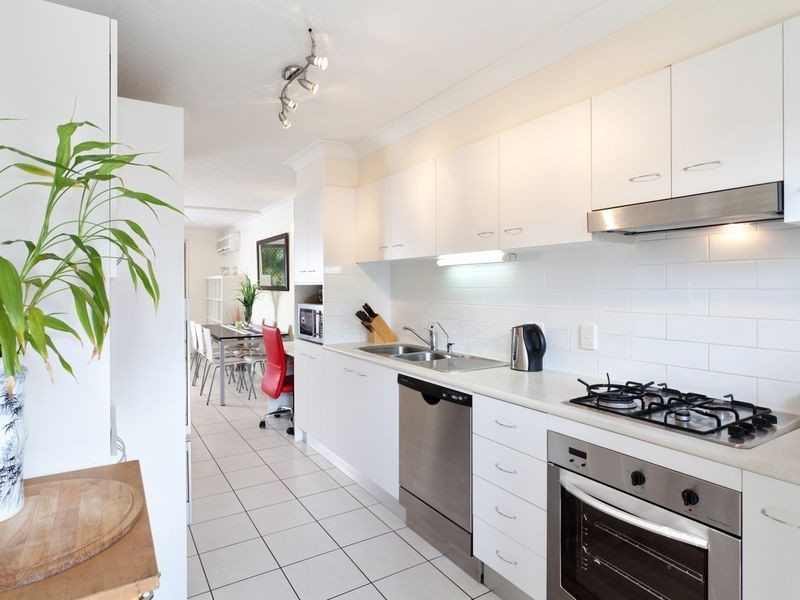 4/79 Annie Street, New Farm QLD 4005