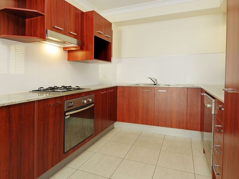 4/2 Barlow Street, Clayfield QLD 4011