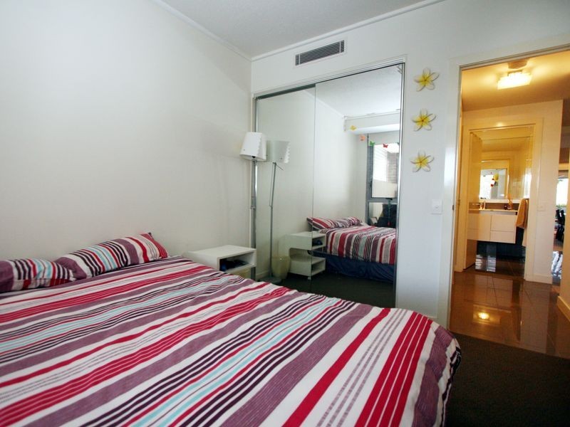 3133/30 Hollins Crescent, New Farm QLD 4005