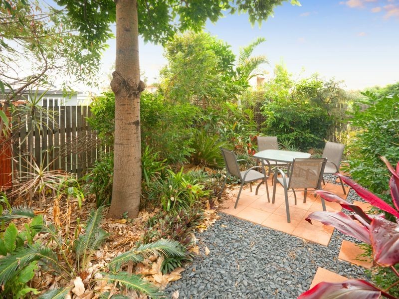 2/186 Harcourt Street, New Farm QLD 4005