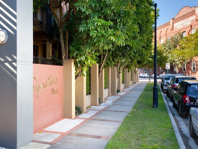 24/68 Beeston Street, Teneriffe QLD 4005