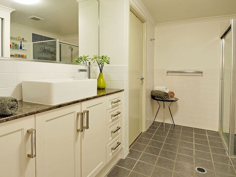 53/15 Kitchener Street, Coorparoo QLD 4151