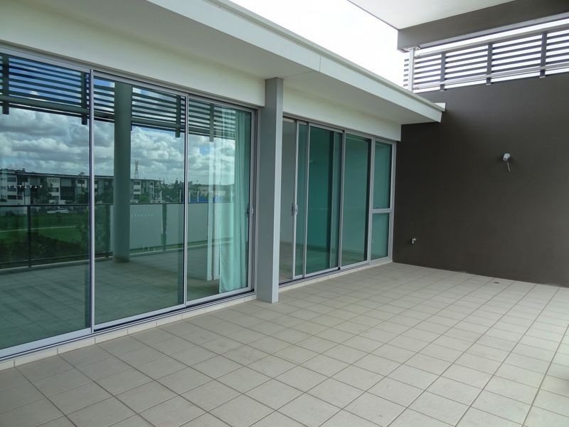 335/16 Waterline Crescent, Bulimba QLD 4171