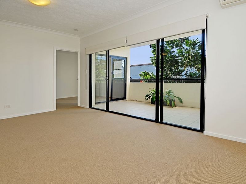 4/120 Commercial Road, Teneriffe QLD 4005