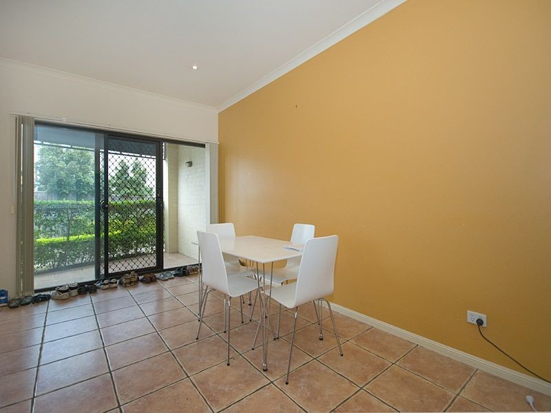 2/49 Bayliss Street, Auchenflower QLD 4066