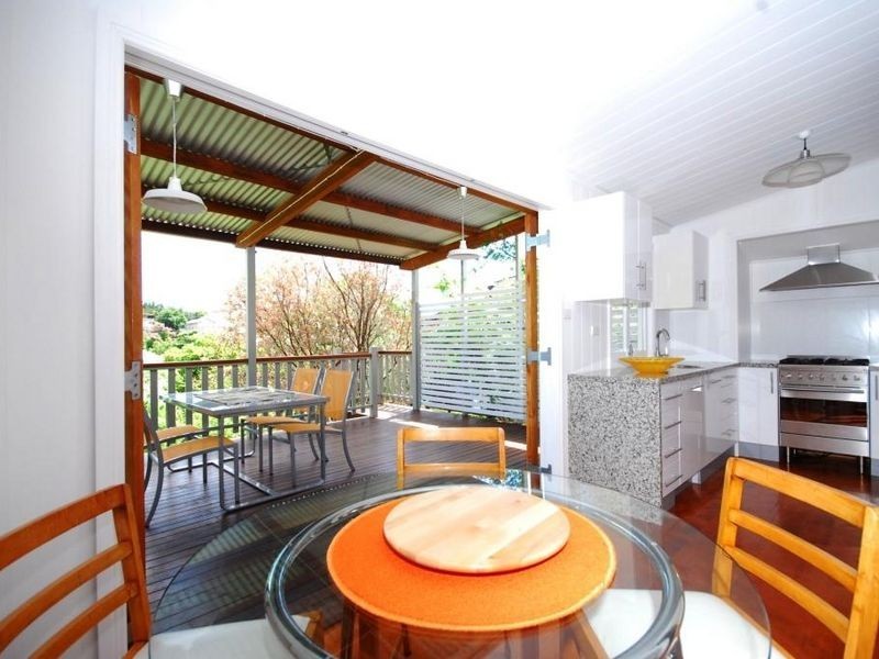 50 Gertrude Street, Highgate Hill QLD 4101