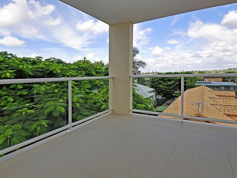4/3 Amisfield Avenue, Nundah QLD 4012