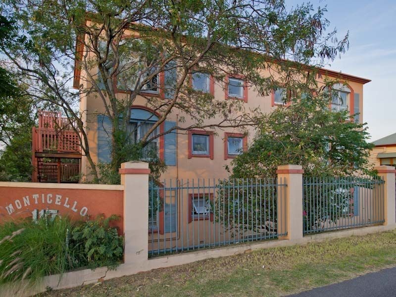 2/117 Musgrave Road, Red Hill QLD 4059