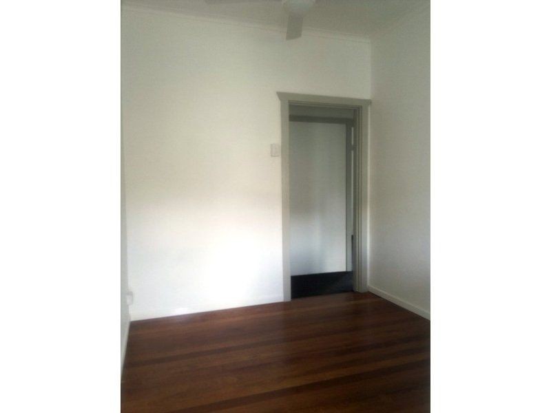 4/74 Merthyr Road, New Farm QLD 4005