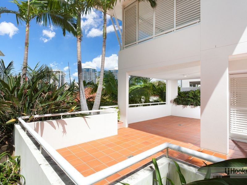 82/6 Merthyr Road, New Farm QLD 4005