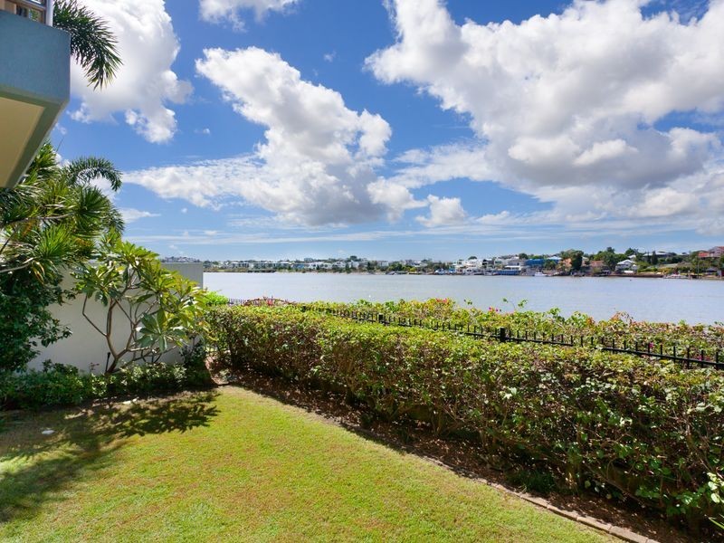 77 Macquarie Street, Teneriffe QLD 4005