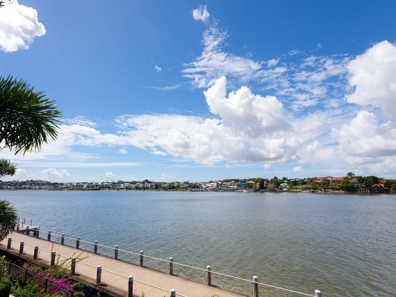 77 Macquarie Street, Teneriffe QLD 4005