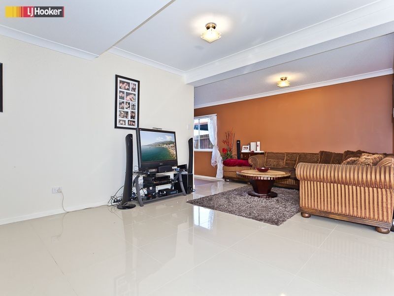 35 Muriel Avenue, Moorooka QLD 4105