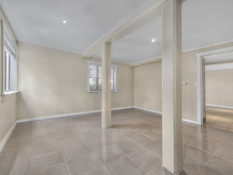 27b Kaye Street, Bardon QLD 4065
